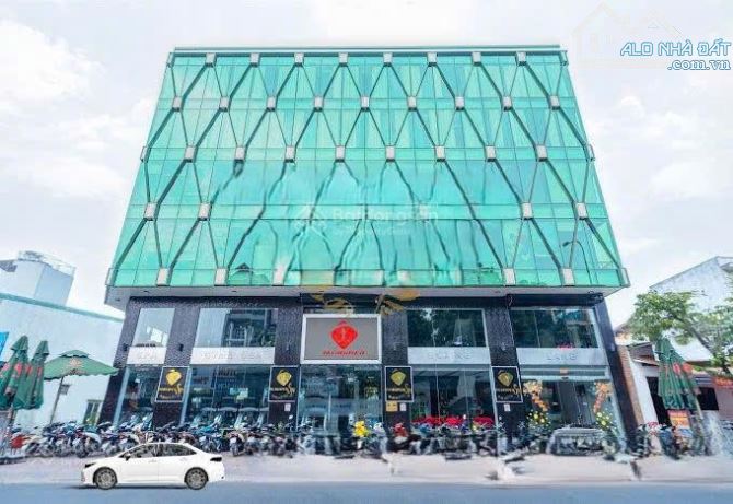 Vip! Siêu đẹp! Mặt tiền đường Hàm Nghi Phường Bến Nghé Quận 1 - 1