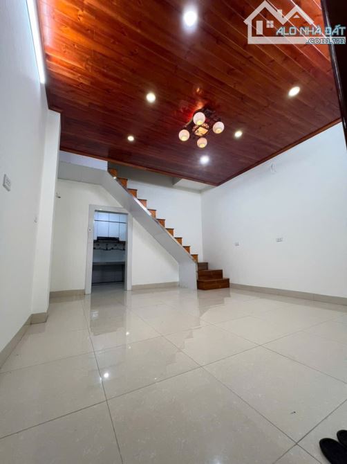 Nhà 4 tầng Ngọc Hồi Thanh Trì – 34.6m², 4.95 tỷ, ngõ nông ra ô tô 50m, sổ đỏ riêng, về ở n - 1