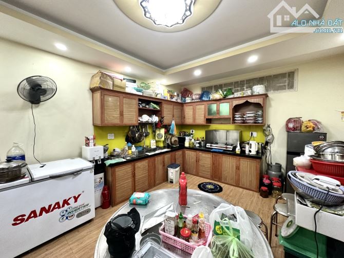 Gần Mặt Tiền, Hẻm Xe Hơi, 74m2, Ngang 4.3m, 4 Tầng, Nguyễn Xí, Phường 13, Bình Thạnh. - 1