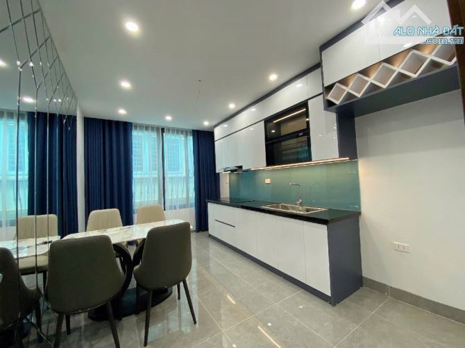 Nhà siêu đẹp phố Vip Thanh Xuân, thang máy,sat oto, bãi đỗ xe, full nội thất, 42m2x5t, 11t - 1