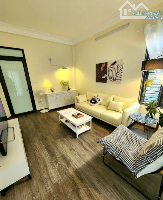 Siêu hiếm Tân Mai 40m2 lô góc ô tô tránh, 5 tầng, giá nhỉnh 11 tỷ. - 1