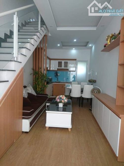 Bán nhà mặt tiền Nguyễn Trường Tộ, Tân Thành, TP, DT: 9.2m x 17m, 146m2, giá chỉ 23 tỷ - 1