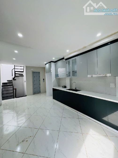 Bán nhà Vũ Ngọc Phan nhà thiết kế đẹp hiện đại 5 tầng thang máy nhập khẩu 33m giá 8.3 tỷ - 1