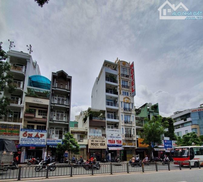 Giá rẻ nhất Sài Gòn, mặt tiền CMT8, DT 8.2x32m, giá chỉ 48 tỷ, không lỗi phong thủy - 1