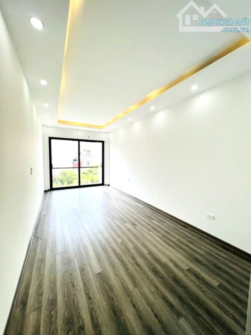 BÁN NHÀ THẠCH BÀN 42M2, 6 TẦNG THANG MÁY, Ô TÔ ĐỖ CỬA, 9.1 TỶ - 1