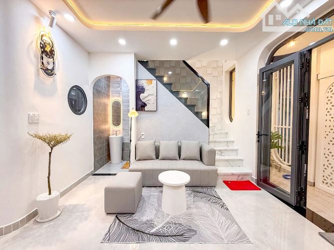 Cần bán nhà đẹp 1 lầu 3 phòng ngủ hẻm Phan Văn Trị, giá tốt - 1