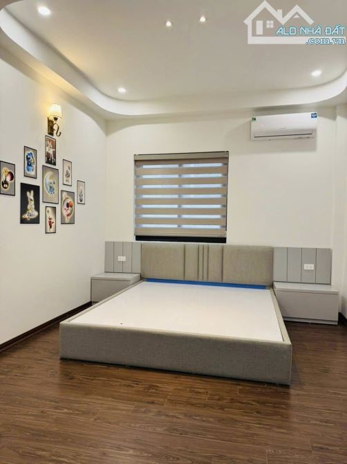 BÁN NHÀ GIẢI PHÓNG, 4 TẦNG LÔ GÓC, MẶT TIỀN RỘNG, GARA Ô TÔ, NỘI THẤT ĐẸP, KD VĂN PHÒNG. - 1