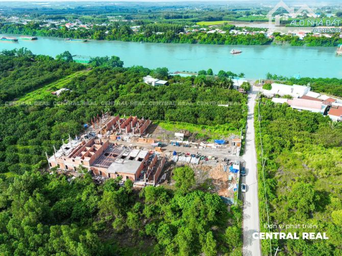 Em đang còn vài lô đất mặt tiền đường lộ, ven sông ngay Phường Tân Triều - 1