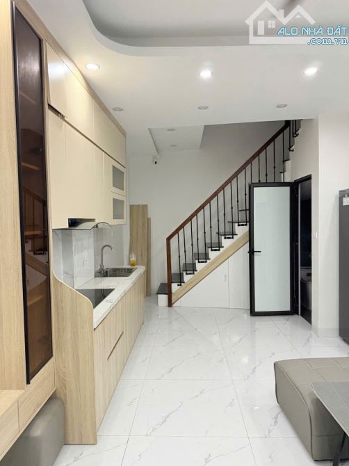 BÁN NHÀ MỚI 3 TẦNG AN ĐÀO TRÂU QUỲ, 2 THOÁNG, 43M², GIÁ CHỈ NHỈNH 6 TỶ- FULL NỘI THẤT ĐẸPẸ - 1