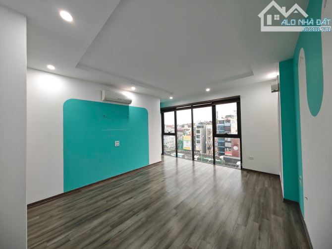🏢 Cho thuê nhà 6 tầng ngõ Trung Kính – Cầu Giấy, 80m², MT 6m, thang máy, giá 65tr/thá
