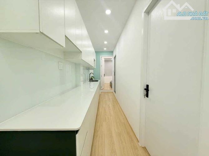 Ở NGAY! Bán Chung Cư Tầng 1 Cực Đẹp CMT8, Q10, 43m2, Nhỉnh 2 Tỷ TL - 1