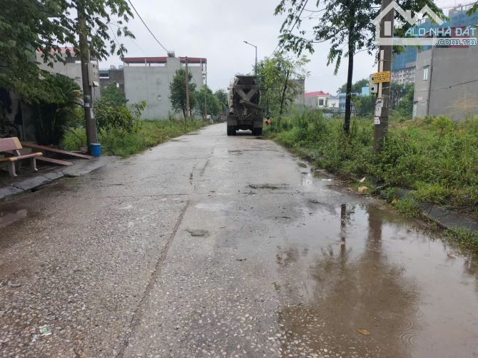 Bán lô đồng lớn Quang Châu dãy H.72m2 giá 3.1ty - 1