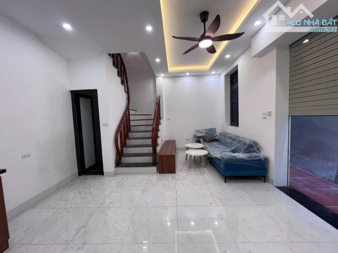 SIÊU PHẨM NHÀ ĐẸP PHÚ ĐÔ - LÔ GÓC - MẶT TIỀN LỚN - GẦN Ô TÔ - FULL NỘI THẤT - Ở NGAY - 1