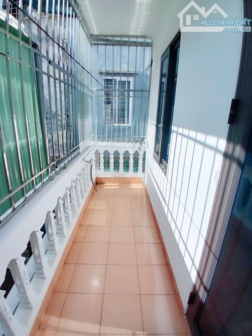 NHÀ ĐẸP LÔ GÓC ZÁ MỀM – XÁCH VALI VỀ Ở LUÔN TRUNG TÂM PHỐ TRẦN NGUYÊN HÃN - 1