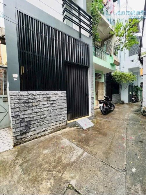 Nhà mới đẹp Nguyễn Tri Phương 2 lầu, 3.2x9 - 2PN 3WC 12tr gần ĐH Kinh Tế - 1