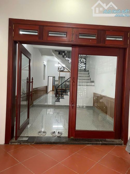 BÁN NHÀ DIỆN TÍCH RỘNG NGÕ 207 TRƯƠNG MỸ PHƯỜNG LÊ THANH NGHỊ TP HẢI DƯƠNG- TP HẢI PHÒNG M - 1
