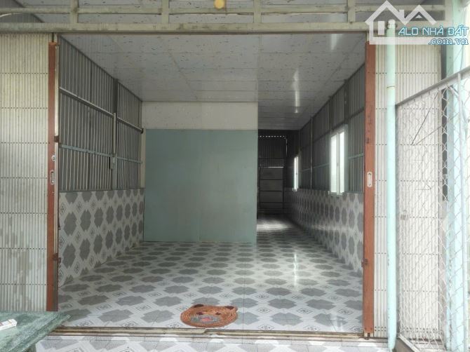 Kẹt tiền ! Cần bán gấp căn nhà cấp 4 ở 1/ đường Tân Xuân 6 , Hóc Môn 92m2 SHR giá 910tr - 1