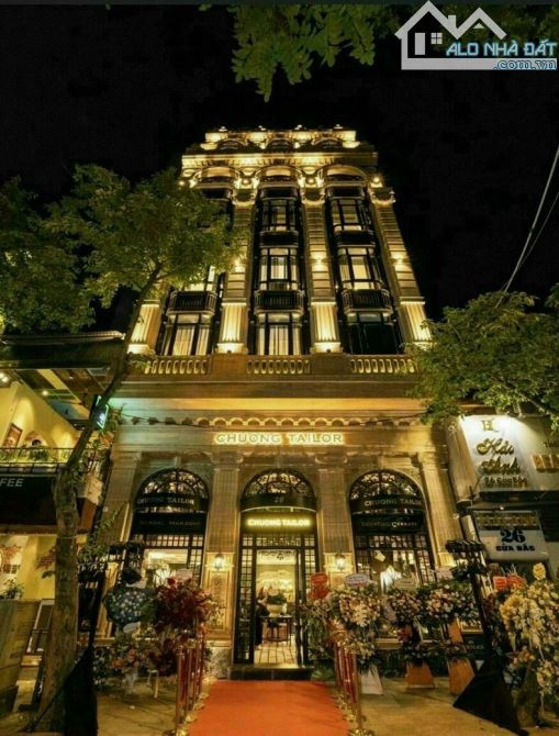 SIÊU VỊ TRÍ - MT Nguyễn Sơn, Q.Tân Phú - DT 13 x 20m - XD Hầm 7 Tầng - DTS 1500m2 - 1