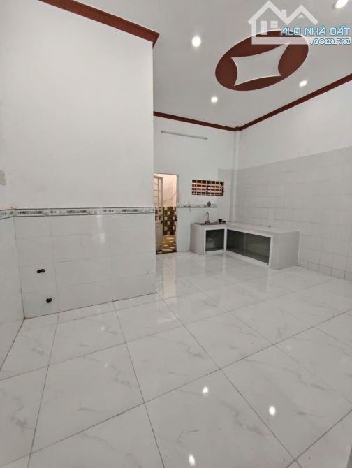 Bán gấp căn nhà 92m2 ở Đông Thạnh Hóc Môn giá 880 triệu SHR - 1