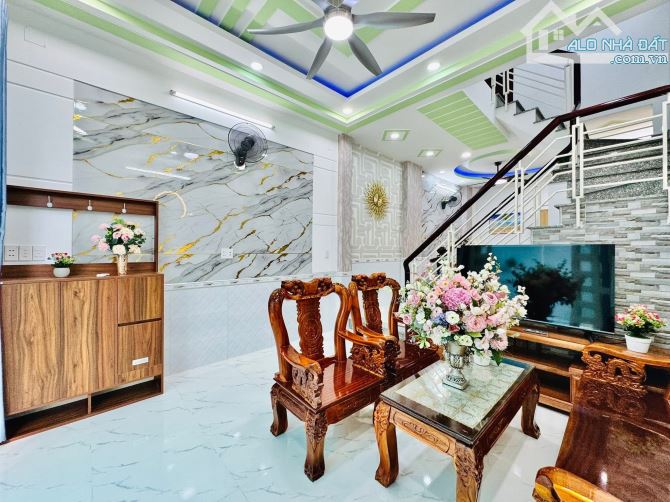 RA NHANH CĂN NHÀ HUỲNH KHƯƠNG AN, GÒ VẤP/ 56,5M2/ GIÁ 4 TỶ 260TR/ SHR CHÍNH CHỦ/ HẺM Ô TÔ - 1