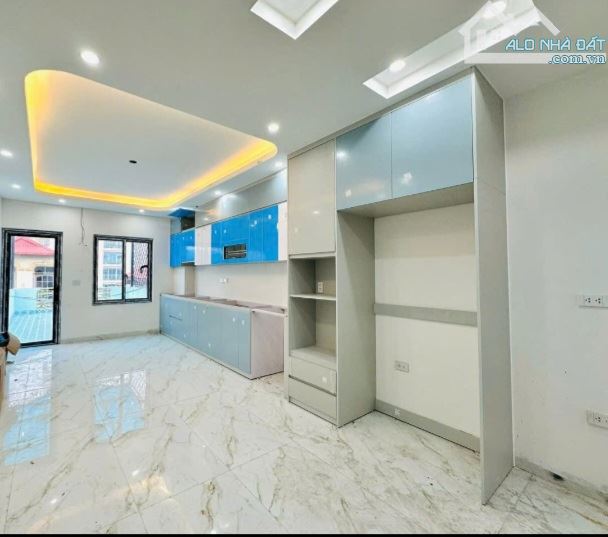 💰 7 TẦNG THANG MÁY KIM ĐỒNG 55M2/ 56M2T2/ MT3,8M, PHÂN LÔ Ô TÔ TRÁNH CHẠY VÒNG QUANH. - 1