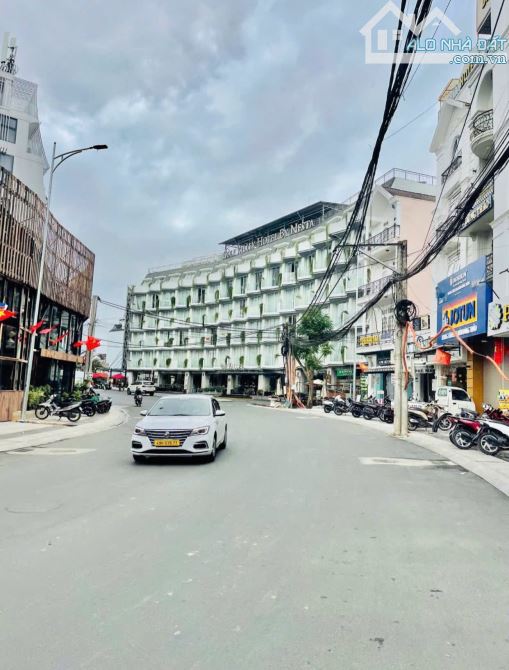 ĐẤT MẶT TIỀN BÙI THỊ XUÂN. CÁCH HỒ XUÂN HƯƠNG CHỈ 300M. 193M2. NGANG 5M. GIÁ 21 TỶ - 1