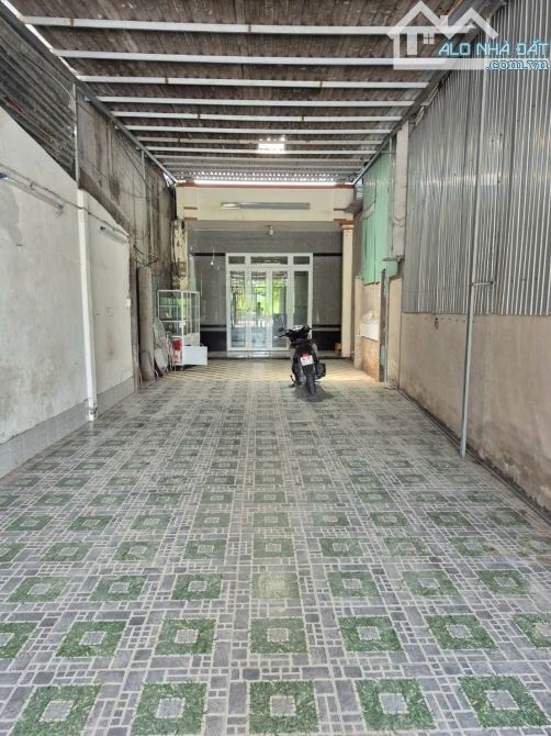 Cần bán gấp căn nhà ở 1/ đường Lê Thị Lơ , Tân Hiệp 100m2 - Sổ hồng riêng - giá 860 triệu - 1