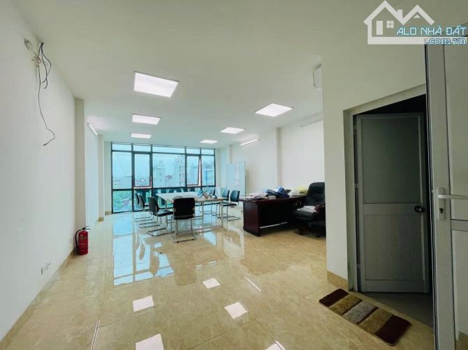 Bán Nhà Khúc Thừa Dụ Gần Công Viên Cầu Giấy 54m 7 Tầng Thang Máy Ô Tô. Giá 19.5 TỶ - 1