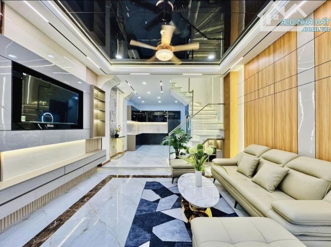ĐỊNH CƯ MỸ CHỦ CẦN BÁN GẤP NHÀ TRẦN QUÝ CÁP, PHƯỜNG 11, QUẬN 3, GIÁ: 3,73TỶ/63M2(4,5x12) - 1