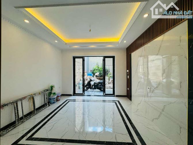 Bán nhà Khuyến Lương, X2a, Hoàng Mai, 35m2 x 5 tầng, Ô tô 10m, Giá: 6,1 tỷ( ctl) - 1