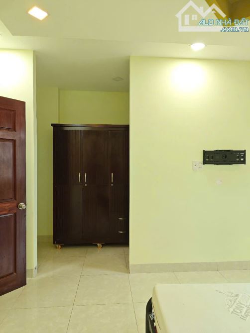 Nhà đường B1 Bùi Phùng VCN Phước Hải  - Sổ hoàn công : Giá bán bao sang sổ 9.650
Liên hệ - 1