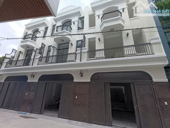 BÁN NHÀ MỚI 1 TRỆT 2 LẦU HẺM OTO ĐƯỜNG TRƯƠNG CÔNG ĐỊNH P7 TP VT GIÁ TỐT 8,8 TỶ CÒN BỚT - 1