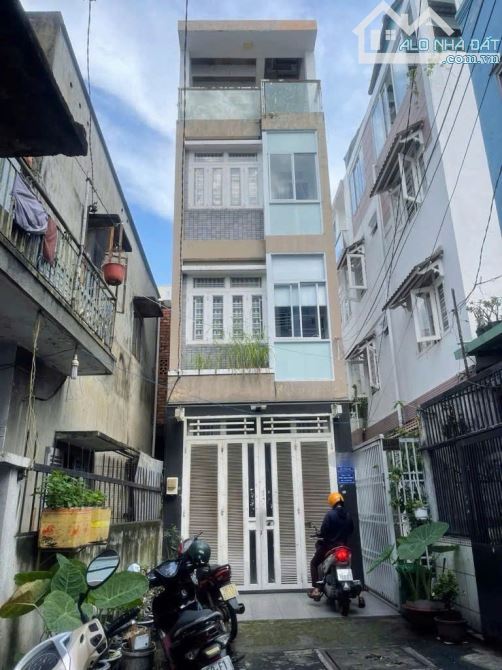 💥XE HƠI THÔNG - HOÀNG HOA THÁM - P.5 - PHÚ NHUẬN 👉 8,7 TỈ TL - 4 TẦNG - 5 PHÒNG - 5WC - 1