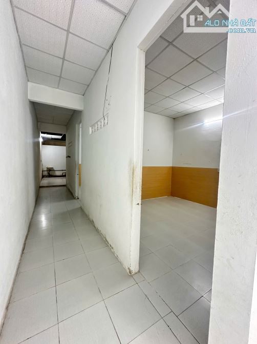BÁN LÔ ĐẤT TẶNG NHÀ CẤP 4 KIỆT NHỰA OTO GẦN 6M ĐƯỜNG BÙI TÁ HÁN - KHU NAM VIỆT Á - 1