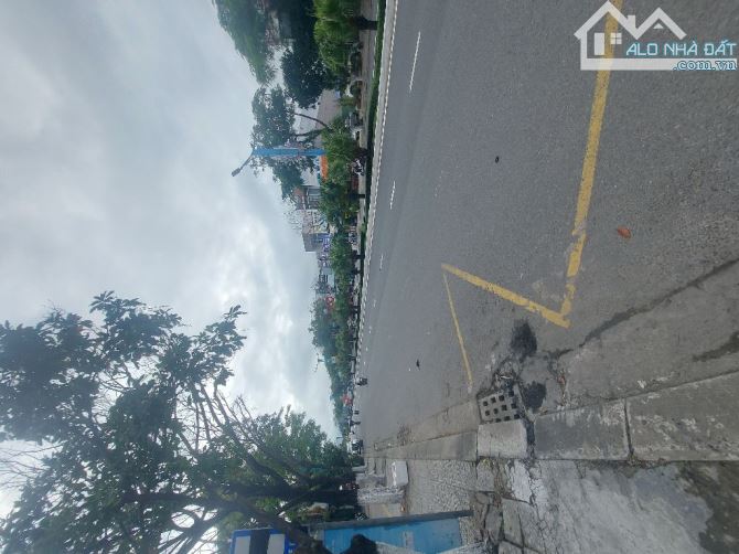 NHÀ 2 TẦNG MẶT TIỀN LÊ ĐẠI HÀNH - RẺ NHẤT THỊ TRƯỜNG - KINH DOANH SẦM UẤT - 1