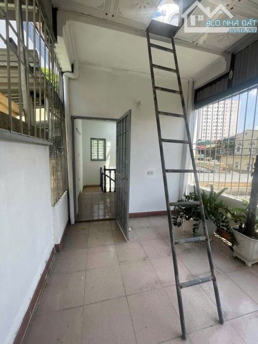 ĐỊNH CÔNG THƯỢNG - 30M Ô TÔ - 50M MẶT PHỐ DT30M x 4 tầng x MT3m GIÁ 4.75 Tỷ - 1