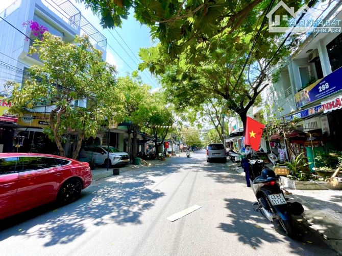 CẦN BÁN NHÀ MT NGUYỄN KHUYẾN 160M2 - ĐỐI DIỆN ĐH SƯ PHẠM - GIÁ ĐẦU TƯ - 1