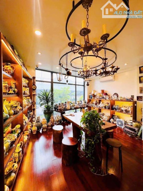 MẶT PHỐ MINH KHAI 40m2/ 5 TẦNG - THANG MÁY - VỈA HÈ ĐÁ BÓNG - 21 TỶ CÓ TL VỚI CHỦ NHÀ - 1