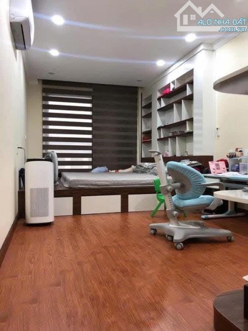 BÁN NHÀ TRẦN QUANG DIỆU - ĐỐNG ĐA - 60M - 32 TỶ - PHÂN LÔ - Ô TÔ TRÁNH - THANG MÁY - 1