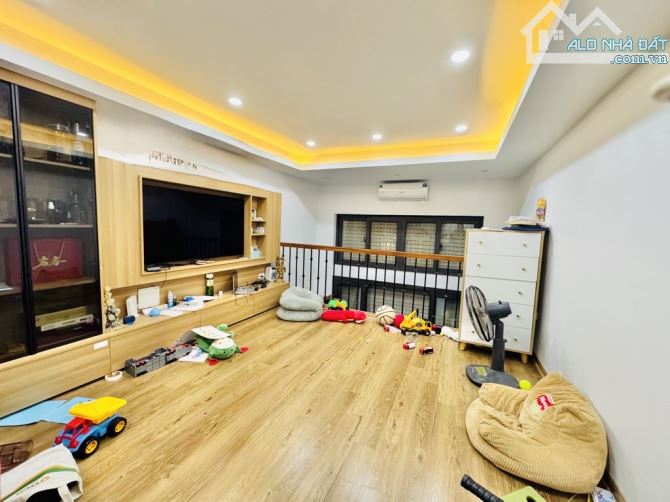 Bán nhà đẹp Tây Sơn gần phố gần ô tô, nội thất xịn, 2 mặt ngõ, 27m2, 6T, 8 tỷ - 1