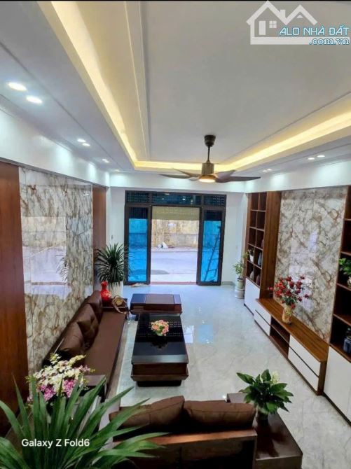 SIÊU HÓT - BÁN NHÀ NGỌC THỤY DÂN XÂY- 40M², MT RỘNG . - 1