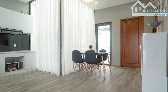 NHÀ ĐẸP 4 TẦNG | NGANG KHỦNG 8M | PHÒNG NGỦ TẦNG TRỆT | có GARAGE ÔTÔ TRONG NHÀ - 1