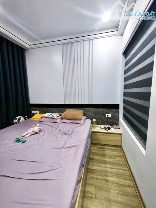 Nhà đẹp Ngõ Quỳnh, Hai Bà Trưng, cạnh trường học, 33m2 chỉ nhỉnh 7 tỷ. - 1