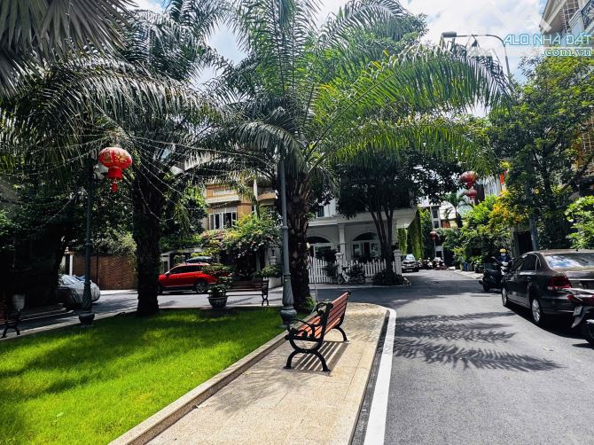 BIỆT THỰ " NGUYỄN TRỌNG TUYỂN" 8x22m - 4 TẦNG - CÔNG VIÊN- CHỈ 36 TỶ - 1