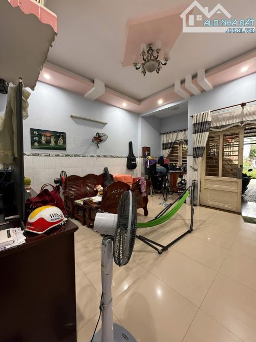 Chủ đi Mỹ cần bán gấp nhà 5x25 gần ngay trường Nguyễn Hiền chỉ 2ti390 - 1