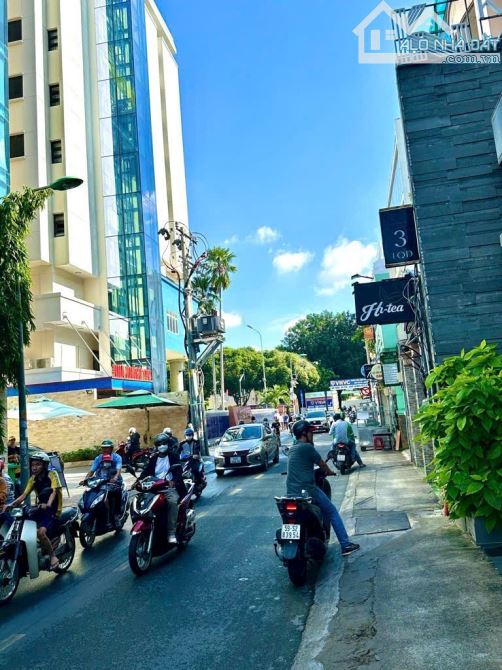 🔥[PHÚ NHUẬN] MẶT TIỀN TRƯƠNG QUỐC DUNG - TÒA NHÀ 8 TẦNG - GẦN 120M2 - 35T - 1