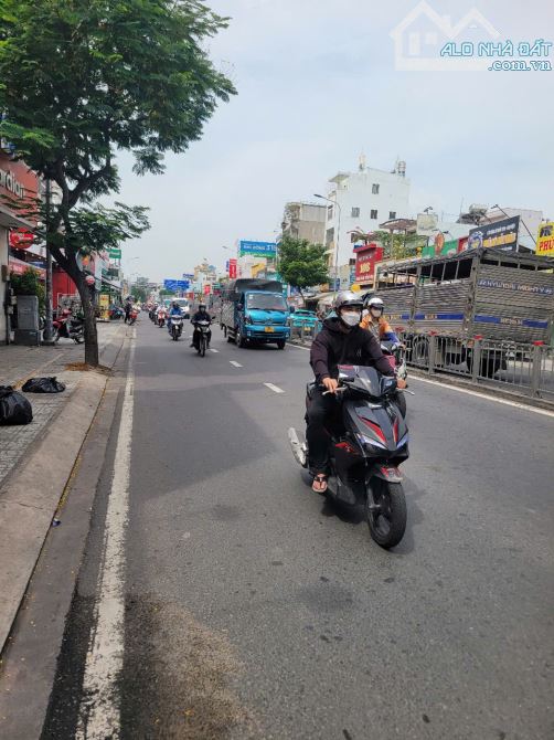 TÒA NHÀ TO- MẶT TIỀN ĐƯỜNG LỚN-DÒNG TIỀN CAO-BÁN NHÀ 4×30-5TẦNG MT ĐƯỜNG NGUYÊN OANH GÒ VẤ - 1