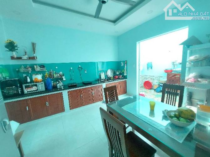 Vị trí đẹp ,MT Nguyễn Trọng Tuyển khu kinh doanh sầm uất Lăng Cha Cả - 1