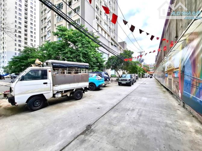 Nhà Đang Kinh Doanh Quán Ăn - Tọa Lạc Đường Tân Hòa Đông Quận 6 - 1