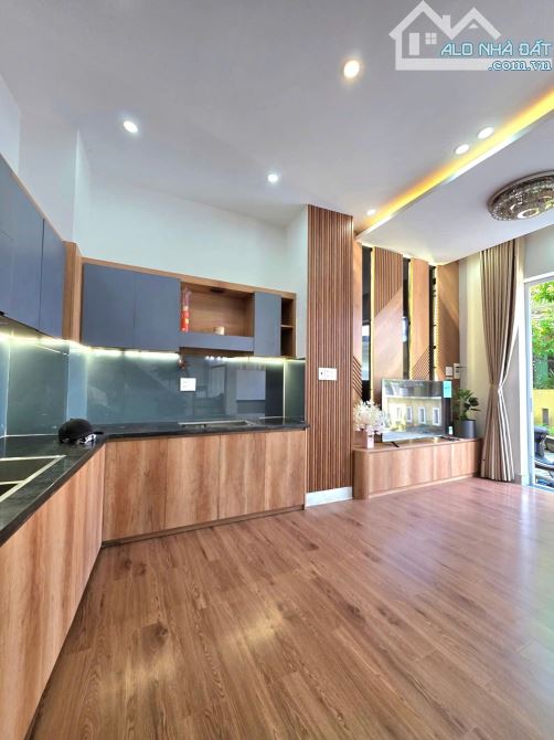 📌📌📌LÀM VIỆC TRỰC TIẾP GIÁ TỐT !!! 👉 Bán nhà 3 tầng k595/ Trần Cao Vân. - 1